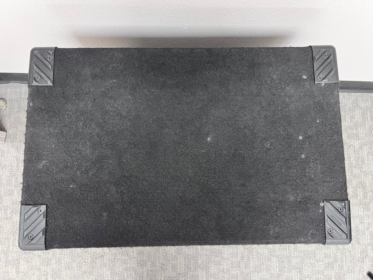 Used Hartke Transient Attack XL-Series 1x15 Bass Cab