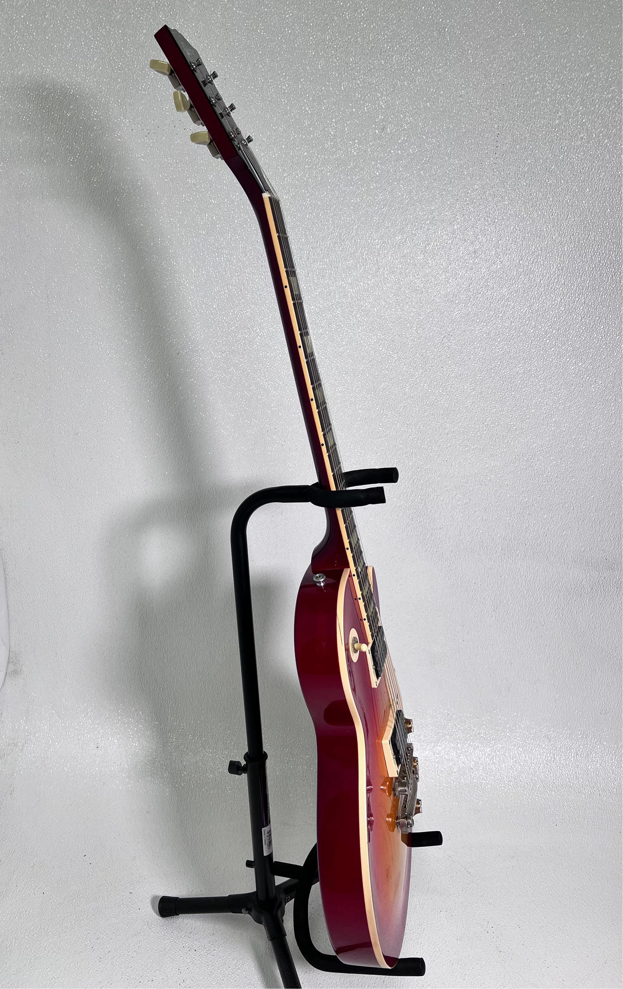 Used Gibson 2000's Les Paul Classic 1960 Heritage Cherry w/ case