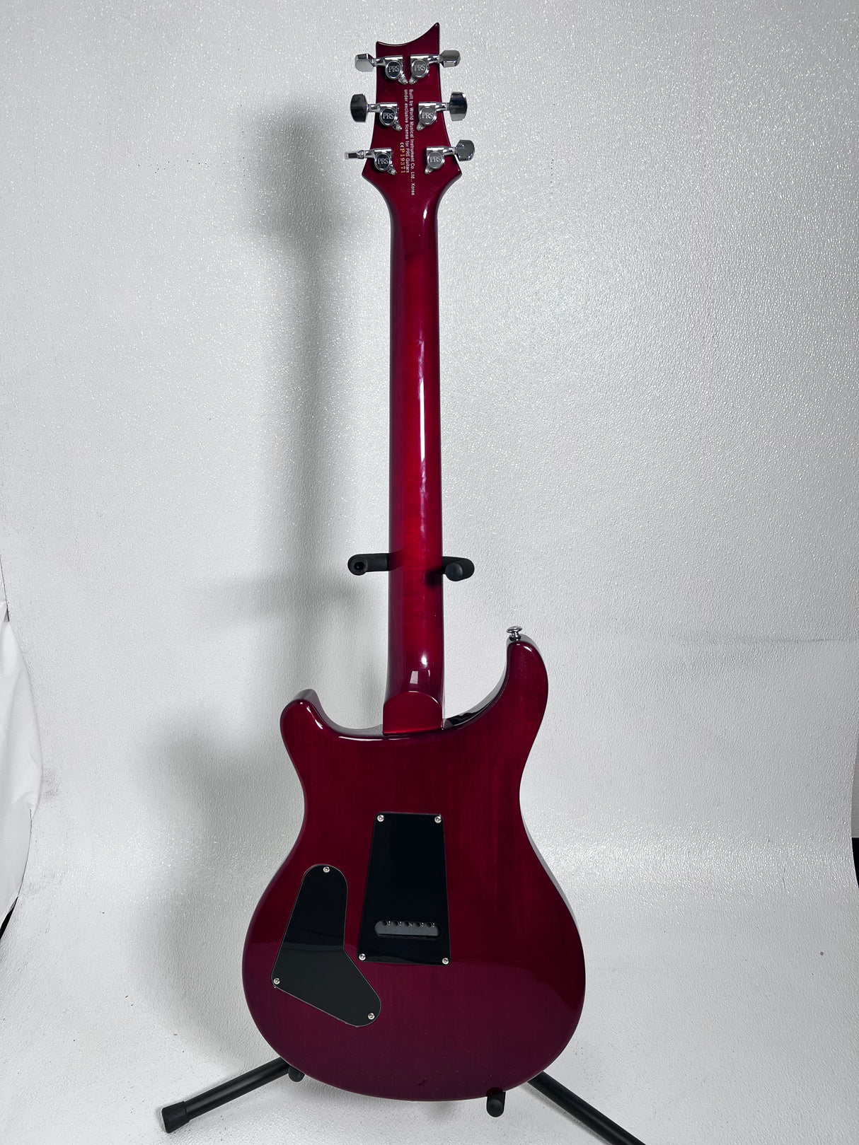 Used PRS SE Custom 24 - Ruby  w/case  & tremelo arm