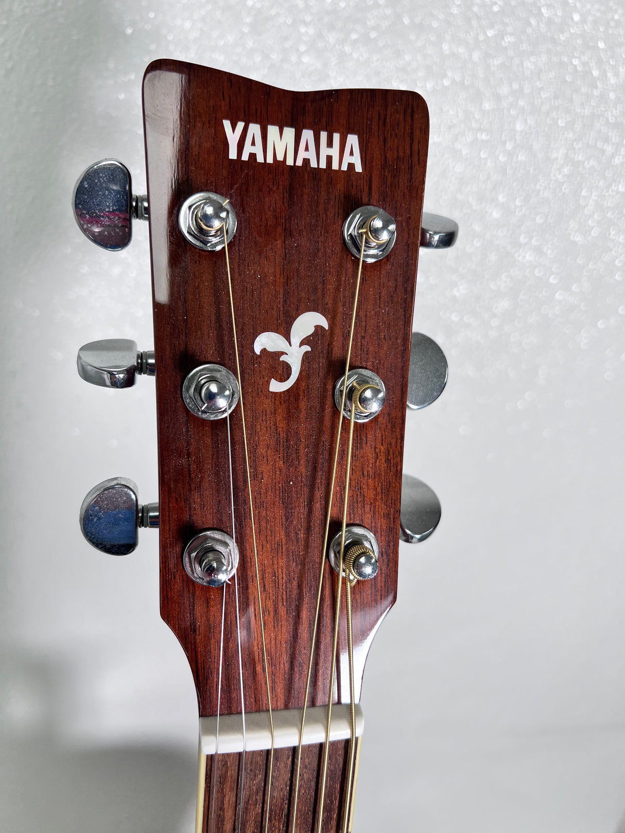 Used Yamaha FG720SL