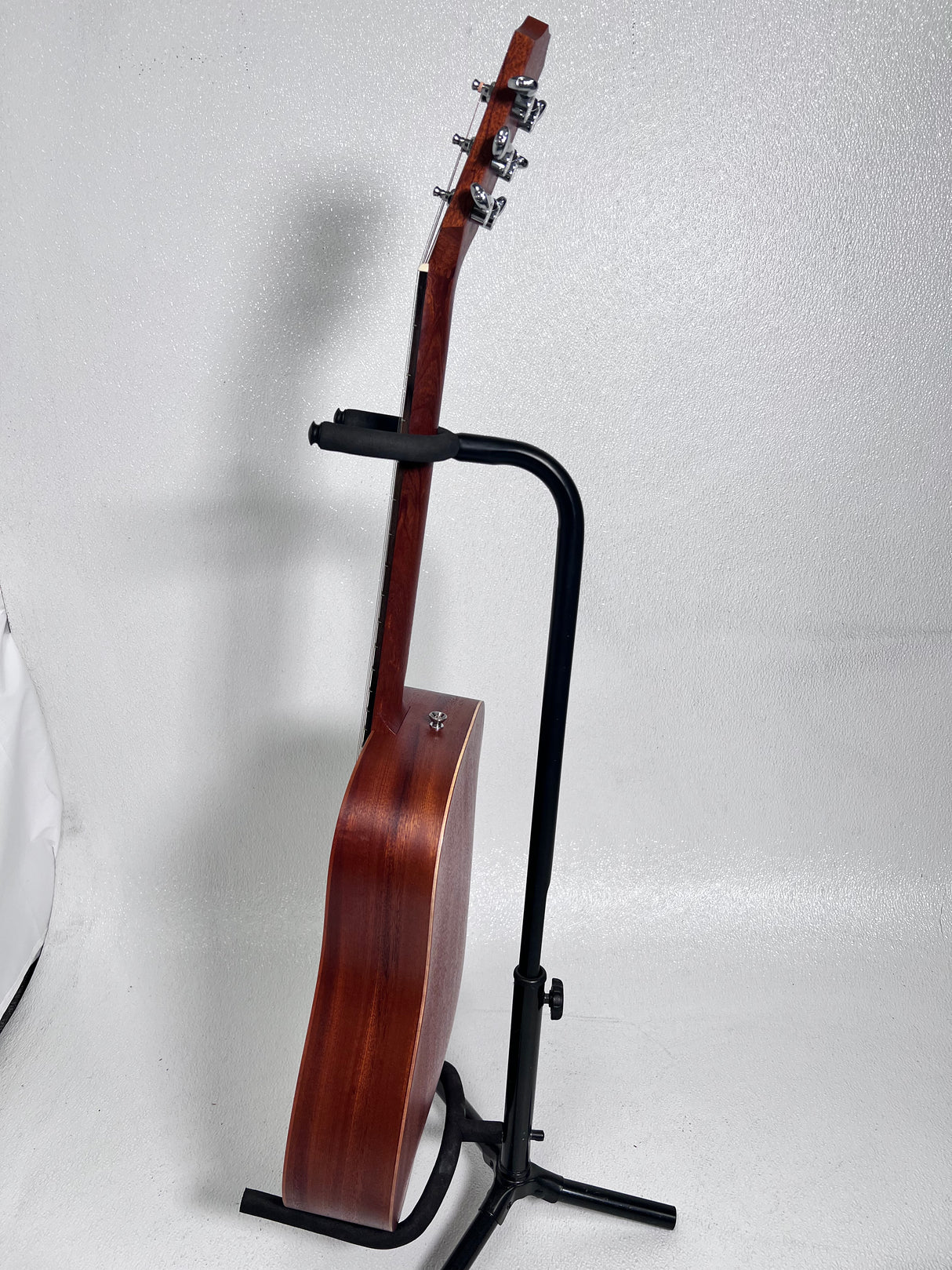 Used Taylor - Baby Taylor BTZ Natural W/ Soft Case