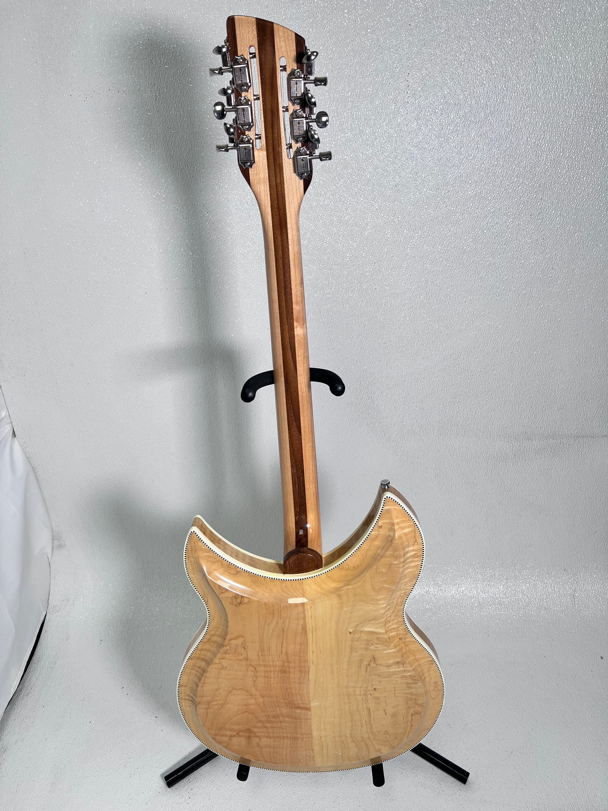 Used Rickenbacker 381/12 Maple Glo W/ Hard Case