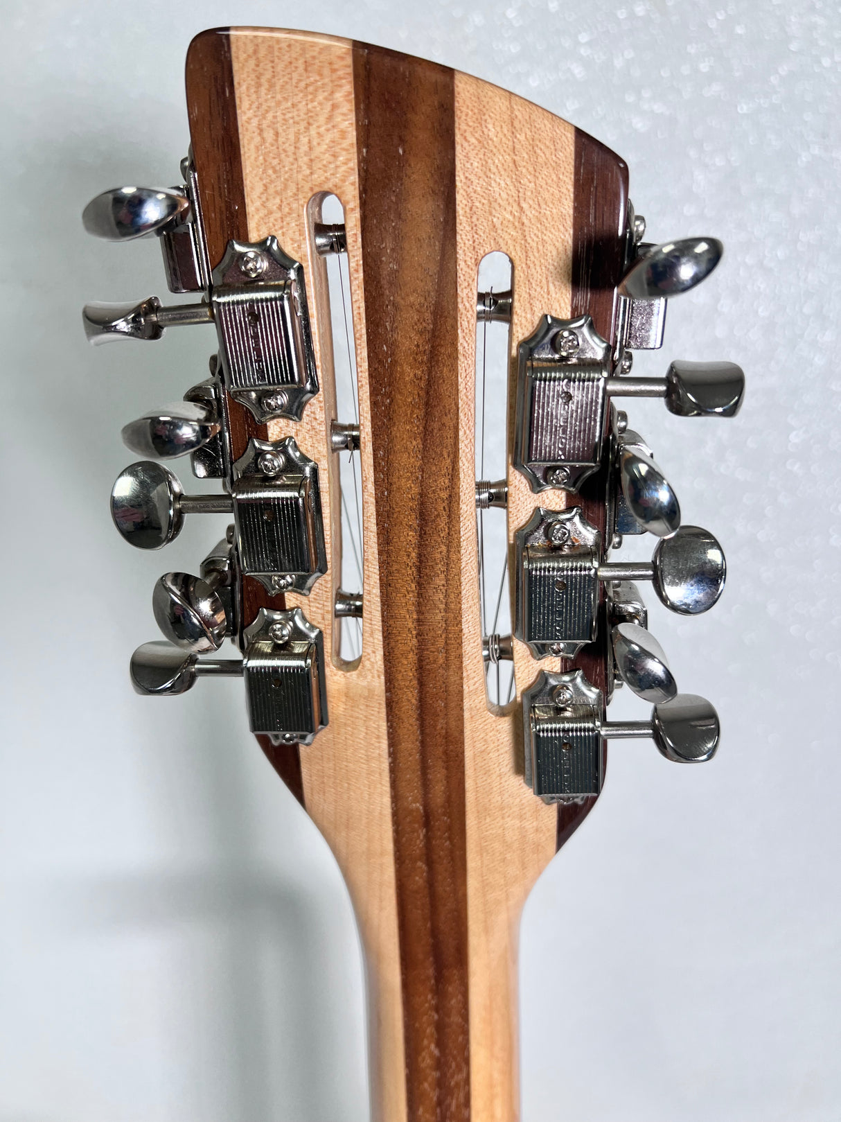 Used Rickenbacker 381/12 Maple Glo W/ Hard Case