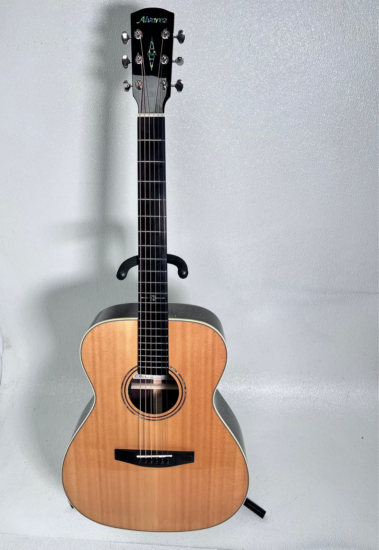 Used Alvarez LF70E Acoustic Guitar W/ Gig Bag