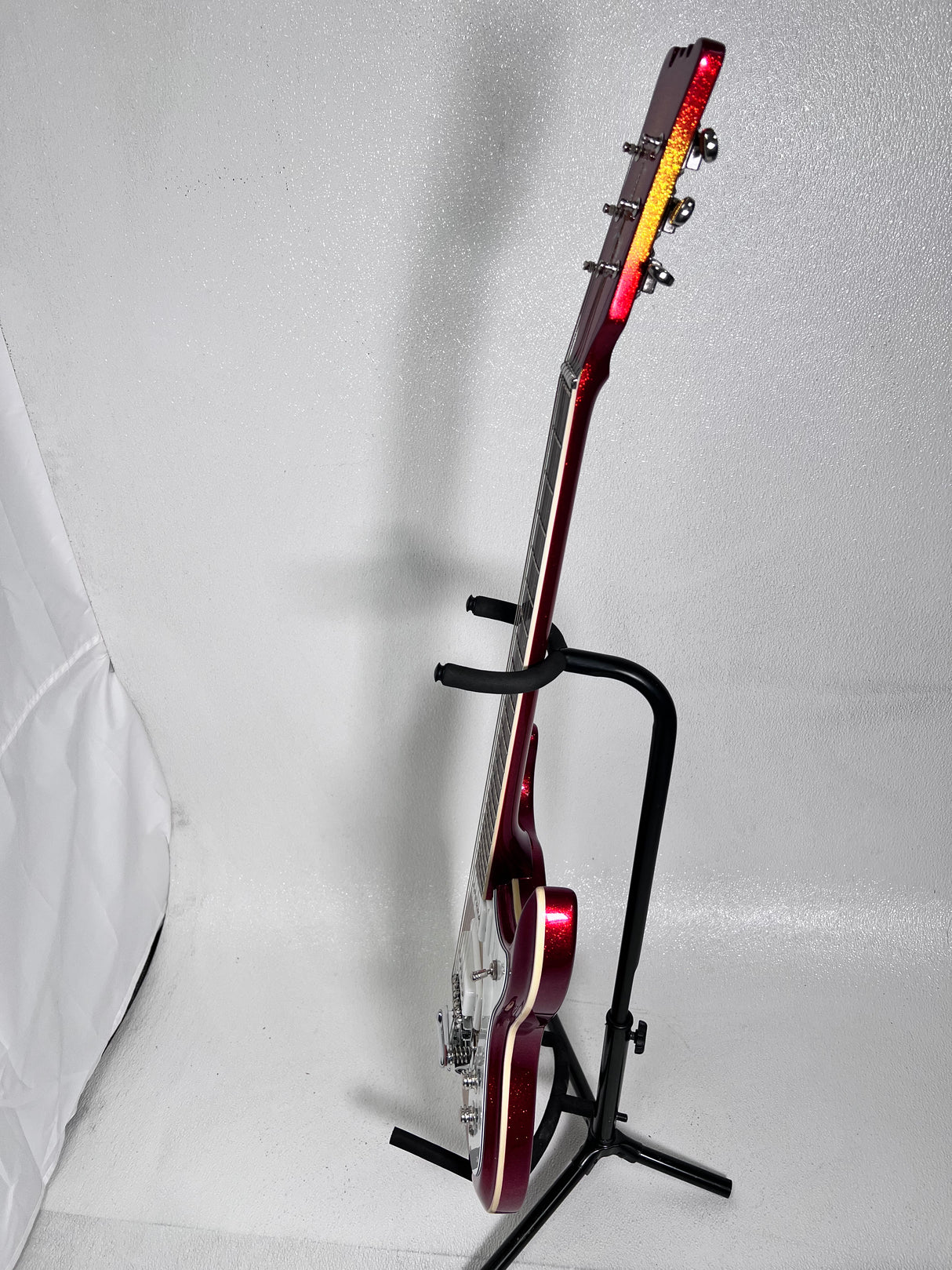 Used Hallmark Custom 60 Sunburst Sparkle W/ Hard Case