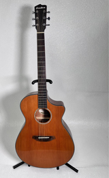 Used Breedlove Pursuit Concerto Acoustic