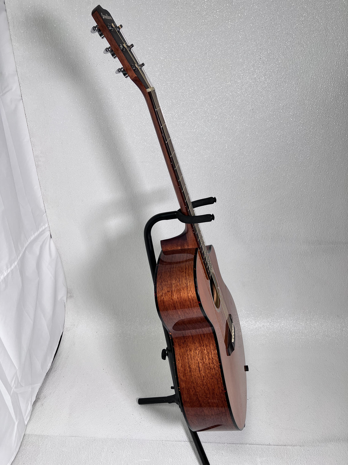 Used Breedlove Pursuit Concerto Acoustic