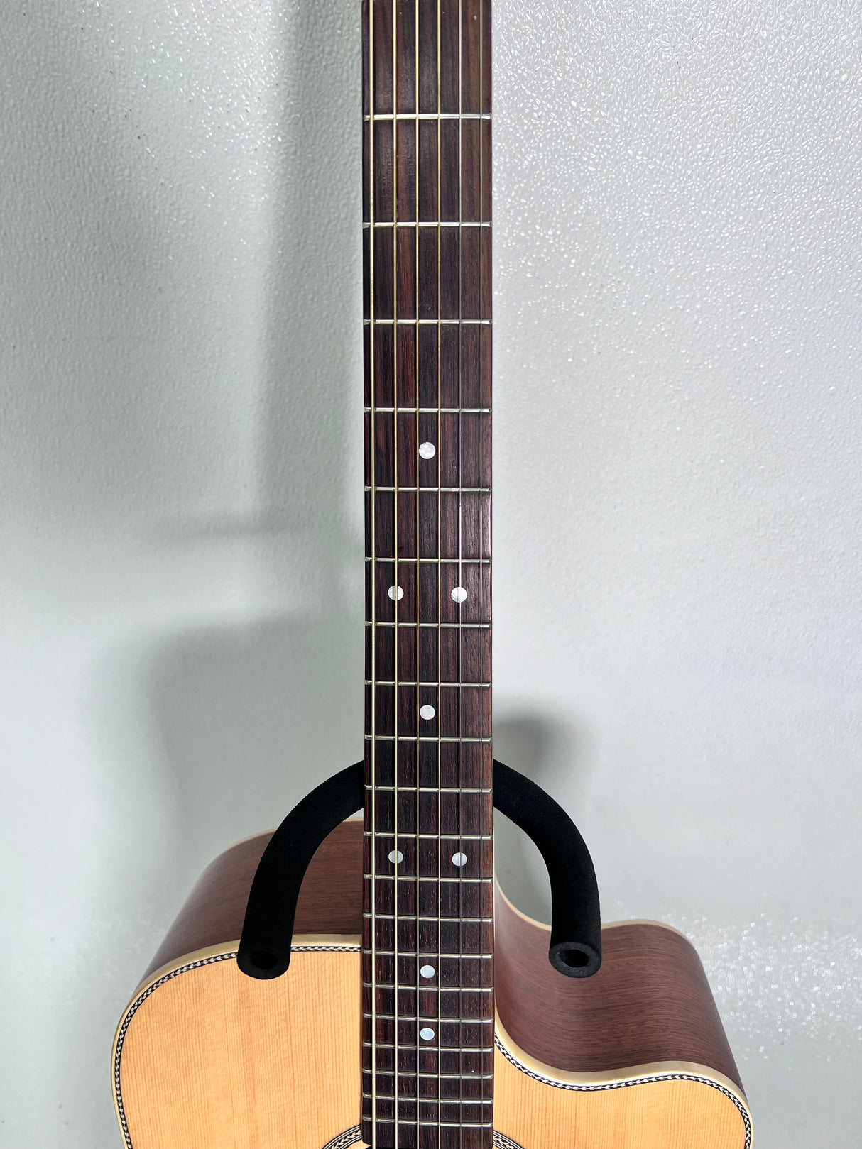 Used Kremona M-20 w/Case AC/EL