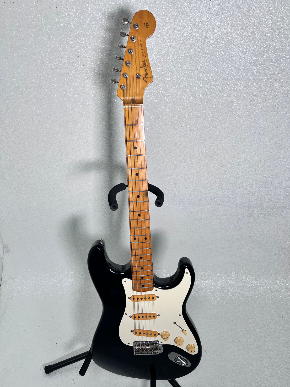 Used Fender MIJ Strat w/ Hard Case