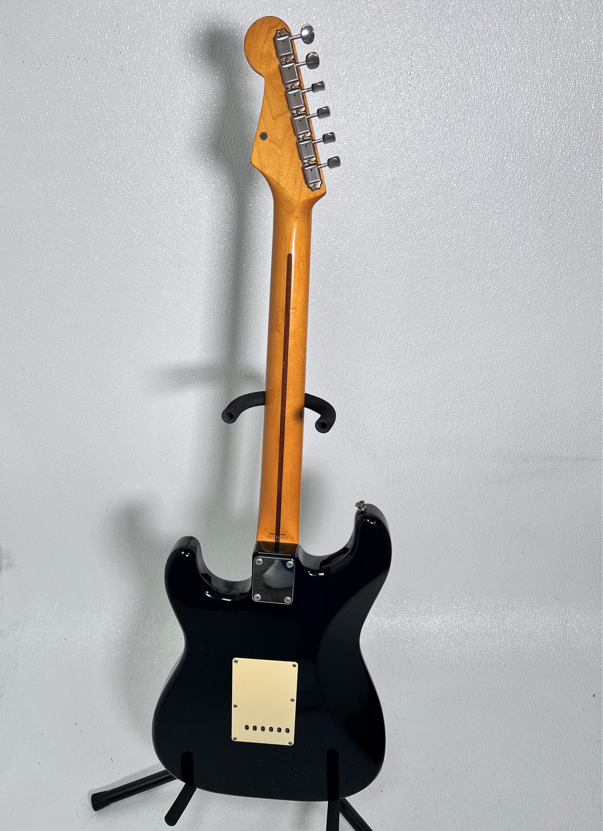 Used Fender MIJ Strat w/ Hard Case