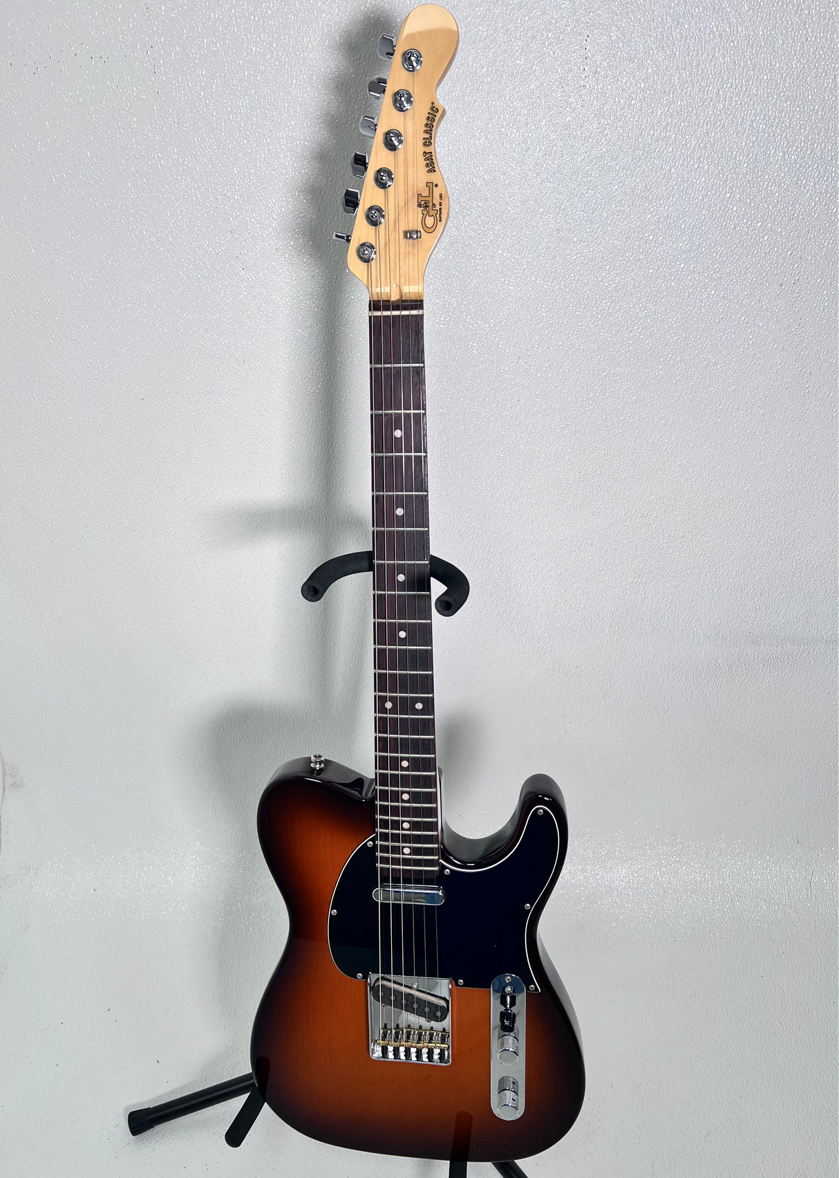 Used G&L ASAT Classic W/Hard Case