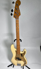 Used Fender Player Precision Bass Vintera ll Desert Sand