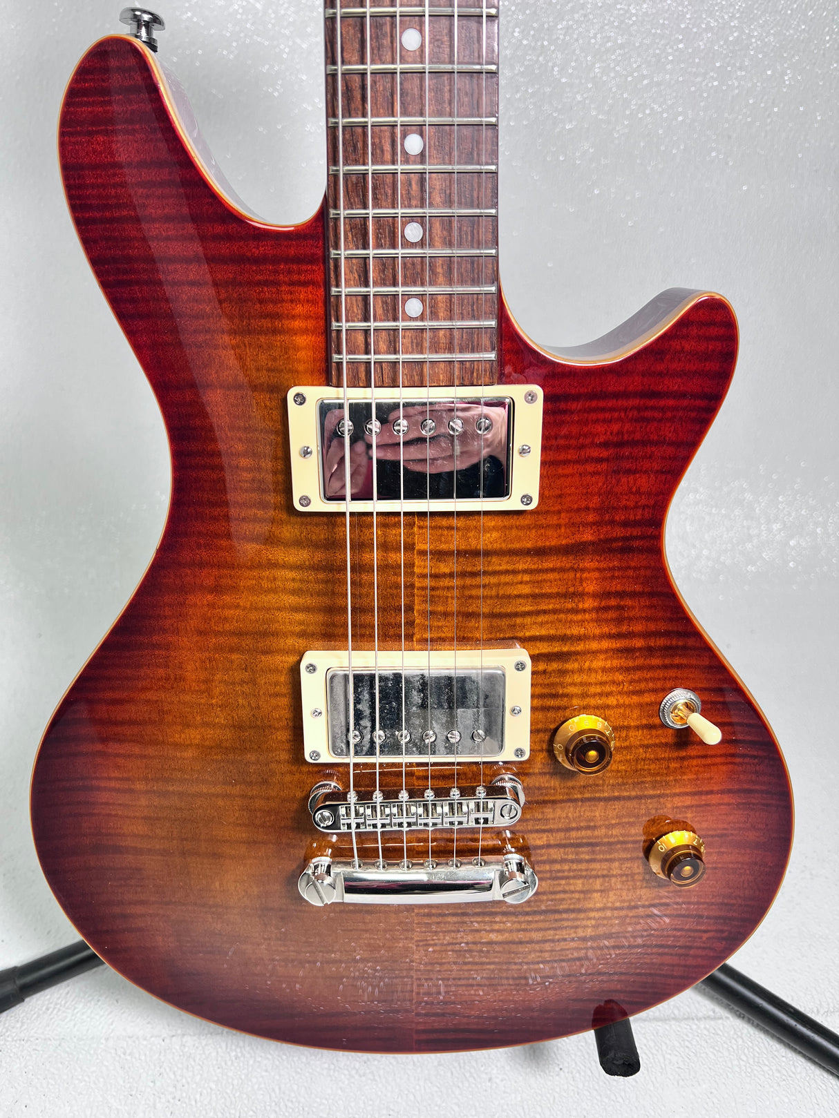Used Edward by ESP Potbelly- Made in Japan