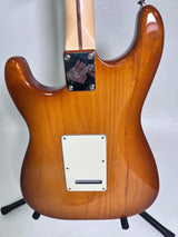 Used Fender American Performer Stratocaster Honeyburst w/ Gig Bag