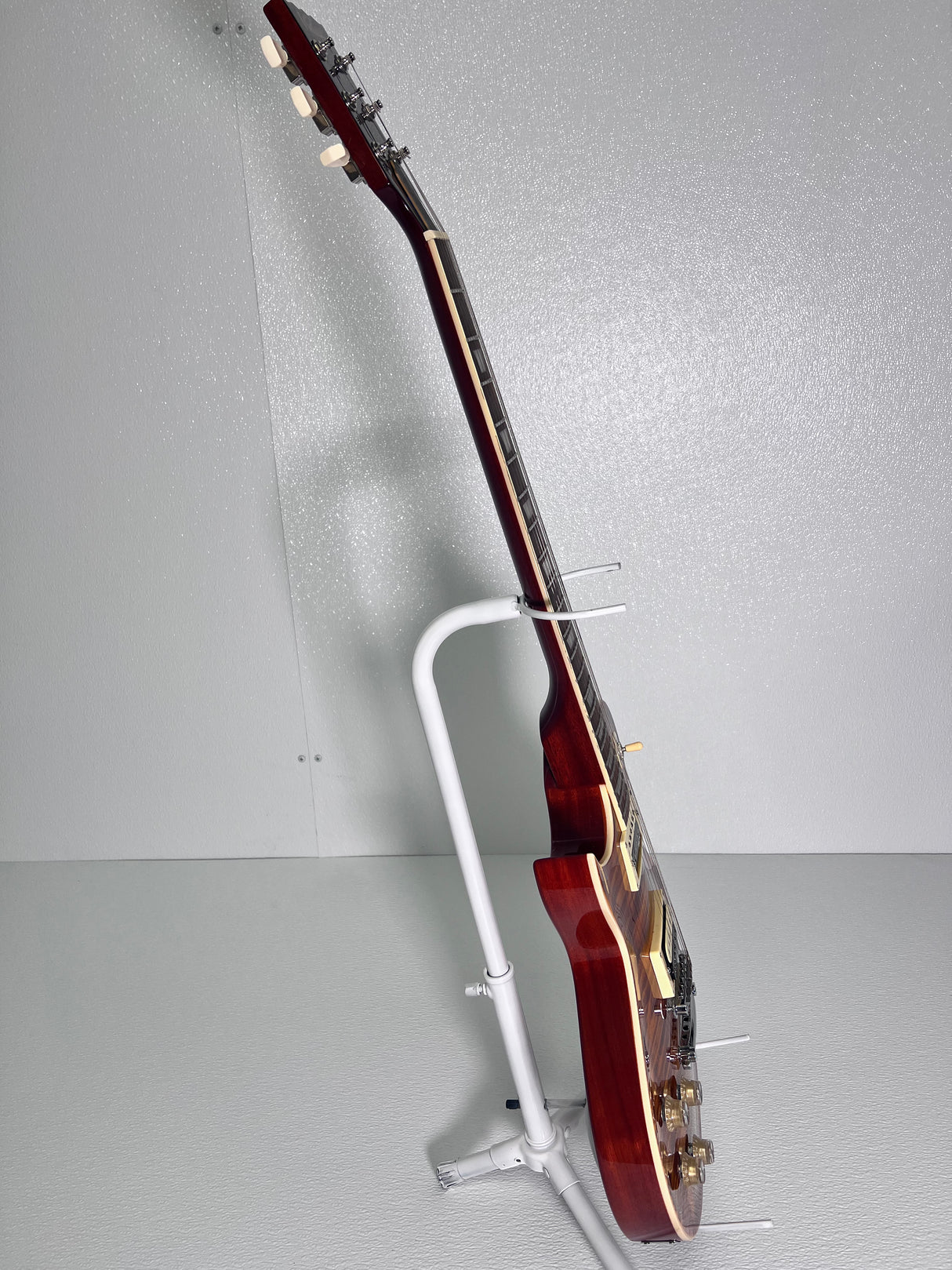 Used Vintage V100 Left Handed Honey