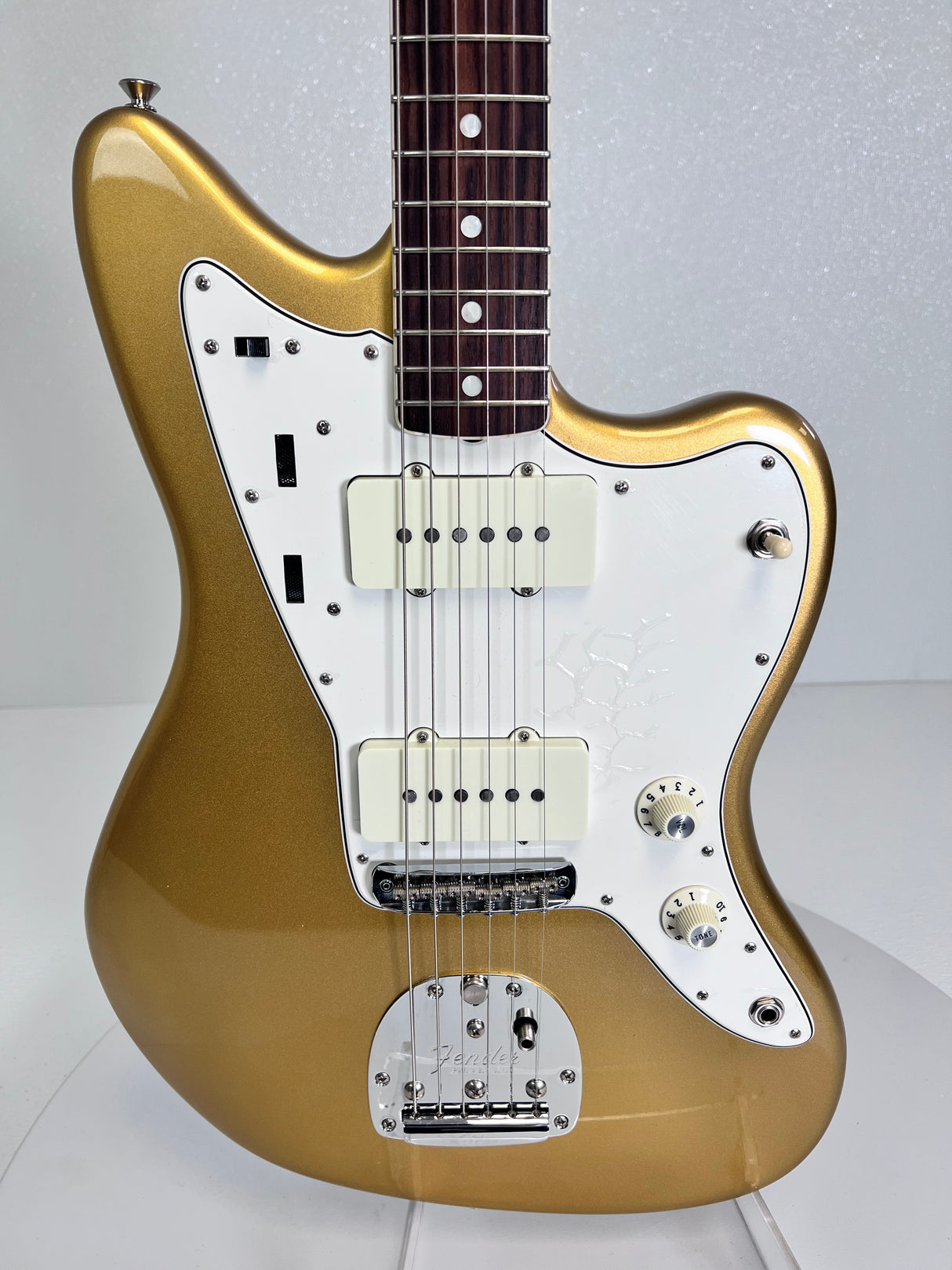 Used Fender American Vintage "thin skin" Jazz Master Aztec Gold W/Case