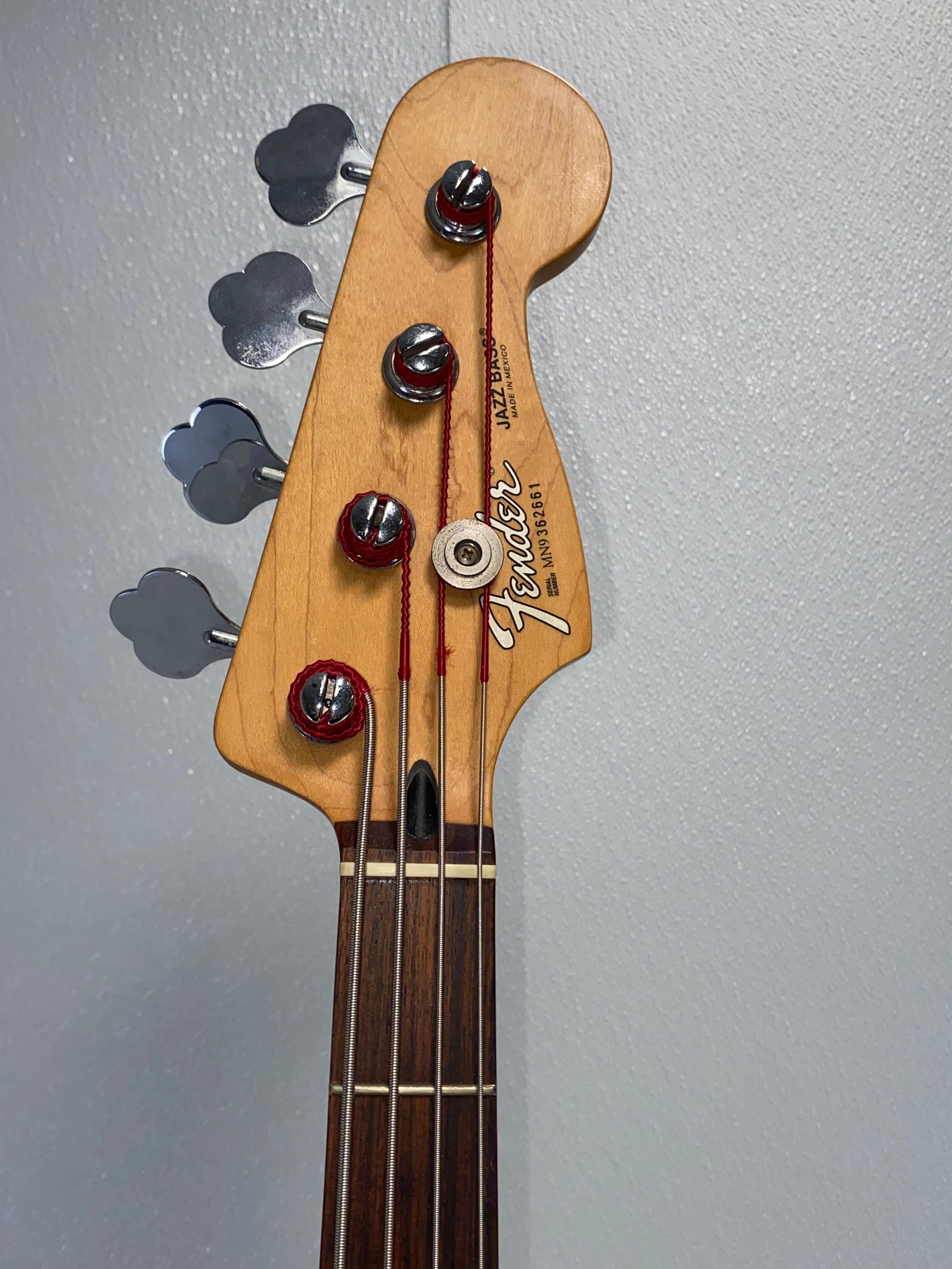 Used Fender Mexican Standard Jazz Bass 1999 – Skip's Music