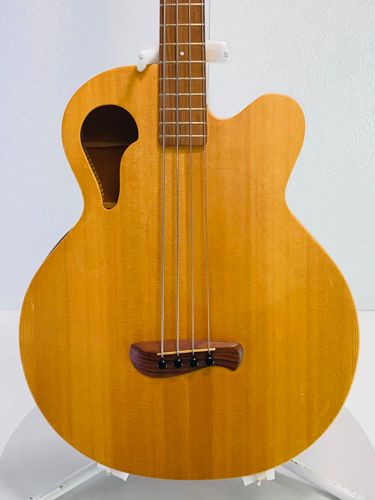 Used Tacoma CB10C Acoustic Bass W/Case