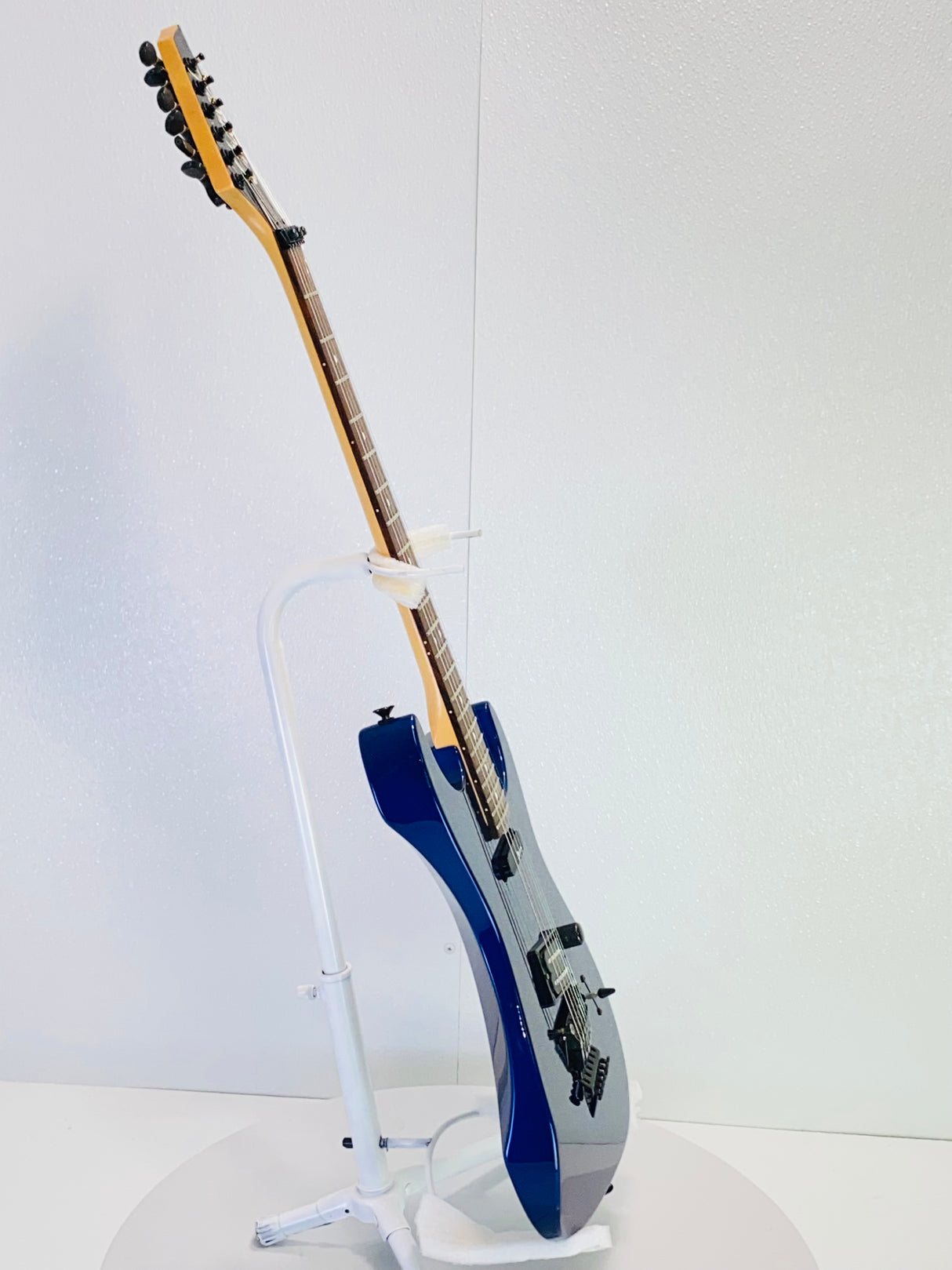 Used Charvel Model 275 Deluxe Blue W/Hard Case