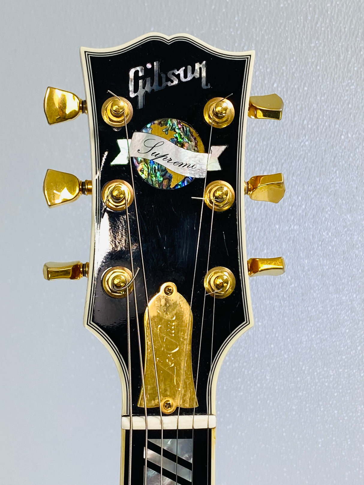 Used Gibson Les Paul Supreme Gold Top 2007- 50th Ann W/Bigsby W/Hard Case