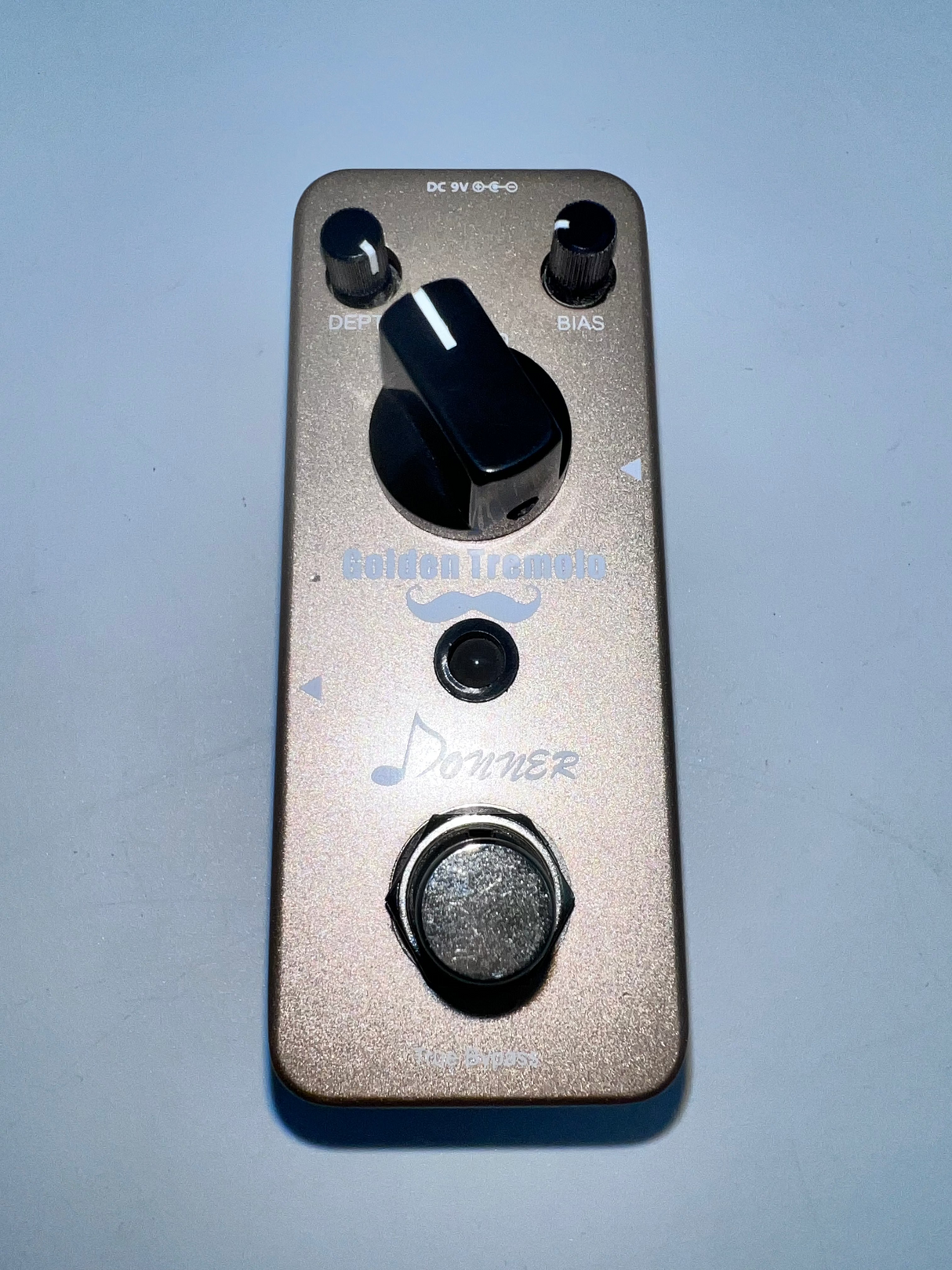 Used Donner Golden Tremolo Mini Pedal