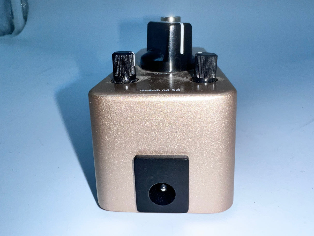 Used Donner Golden Tremolo Mini Pedal
