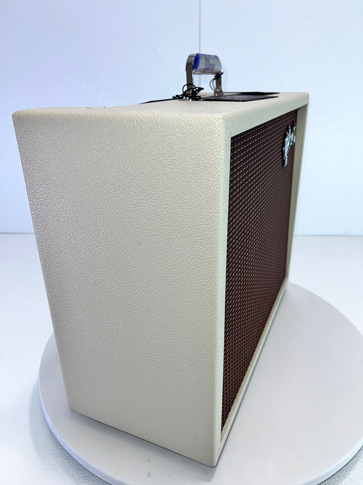 Used Gibson Falcon 20 Guitar Combo Amplifier