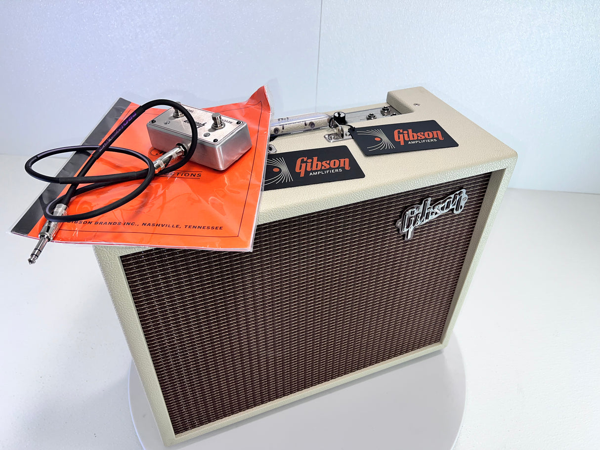 Used Gibson Falcon 20 Guitar Combo Amplifier