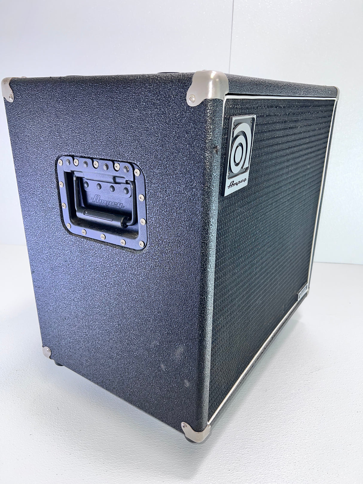 Used Ampeg SVT-15EN 1x15 Bass Speaker Cabinet