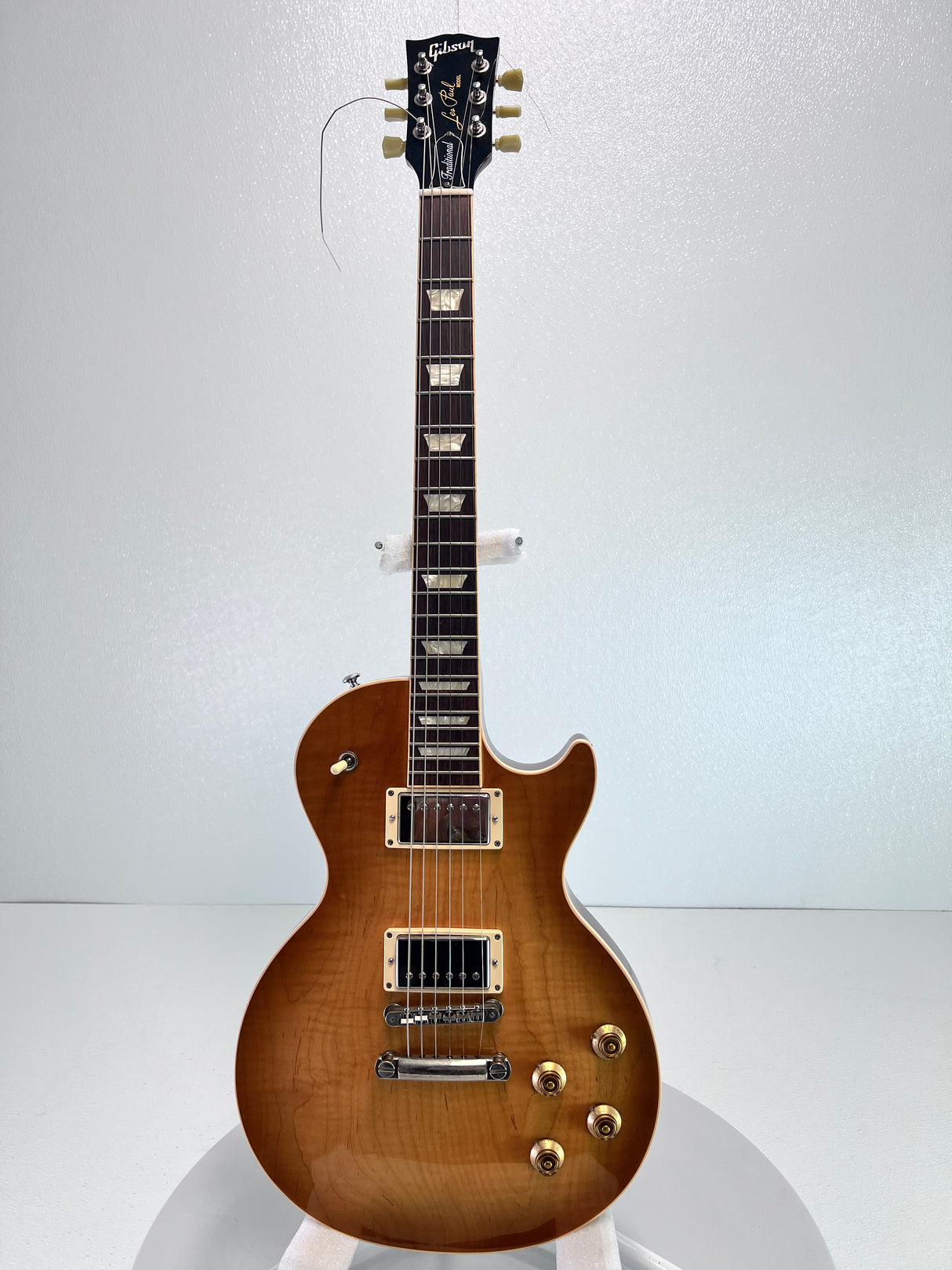 Used Gibson 2017 Traditional Les Paul Honeyburst
