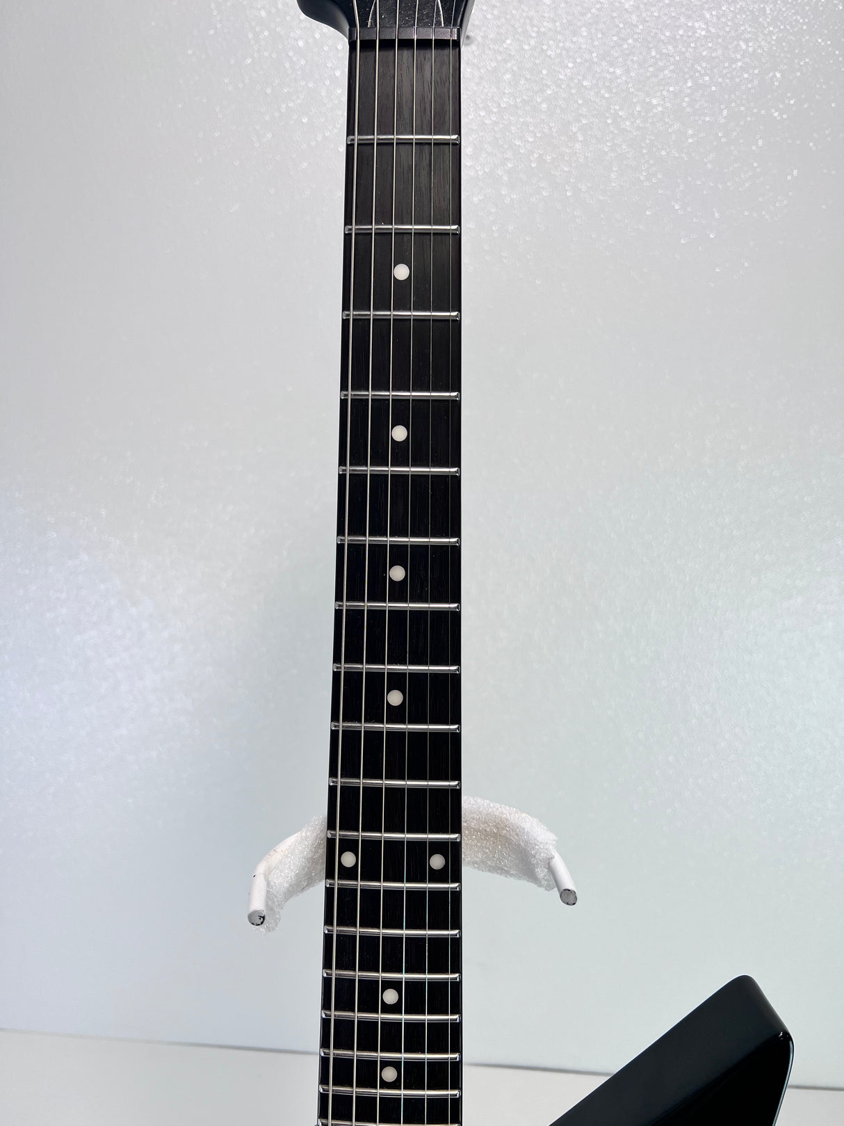 Used Harley Benton EX-84 Modern W/EMG pickups