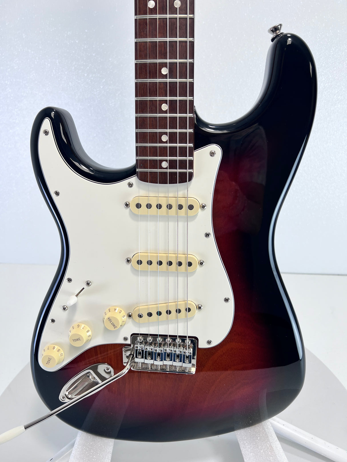 Used Squier Classic Vibe '60's Strat L.H