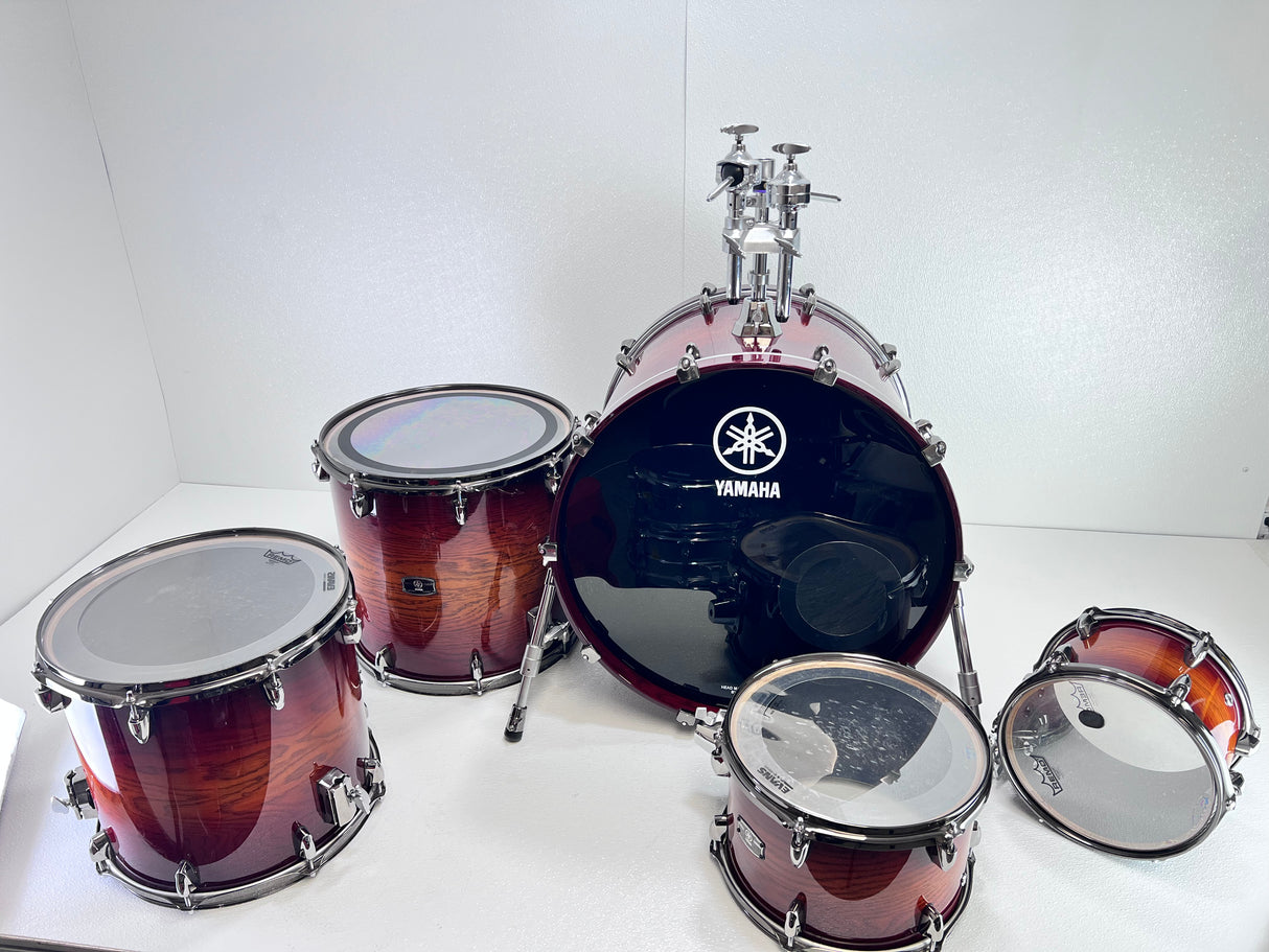 Used Yamaha Live Oak Sunset Amber Fade (10/12/14/16/22") Drum Kit