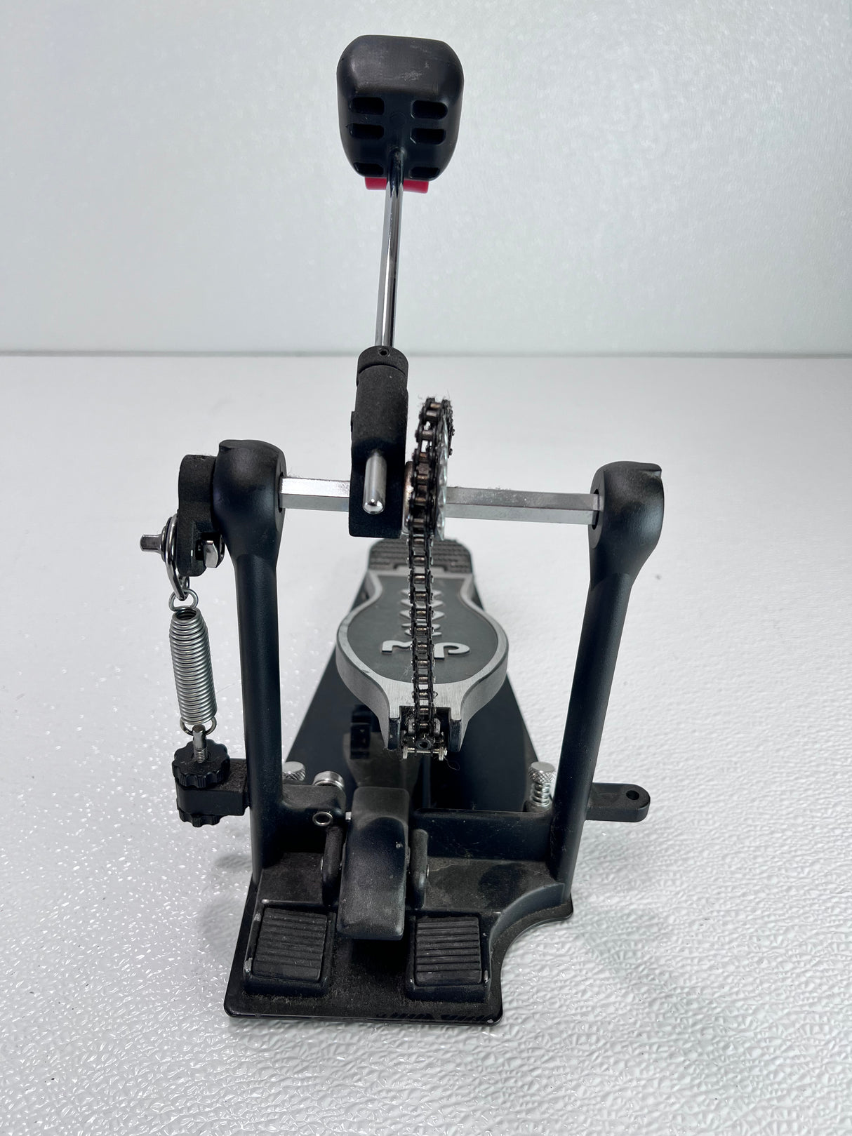 Used DW 2000 Single Kick Pedal