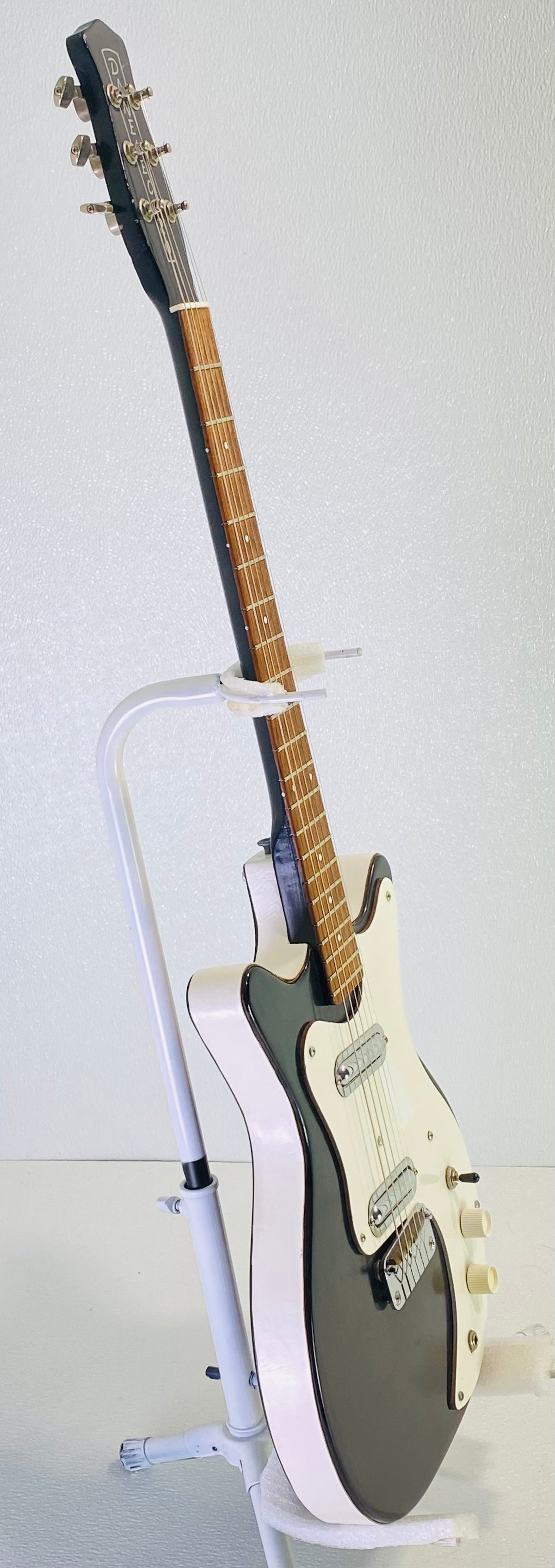 Used Danelectro Model 4021 BTTC 1964-1966 W/Case