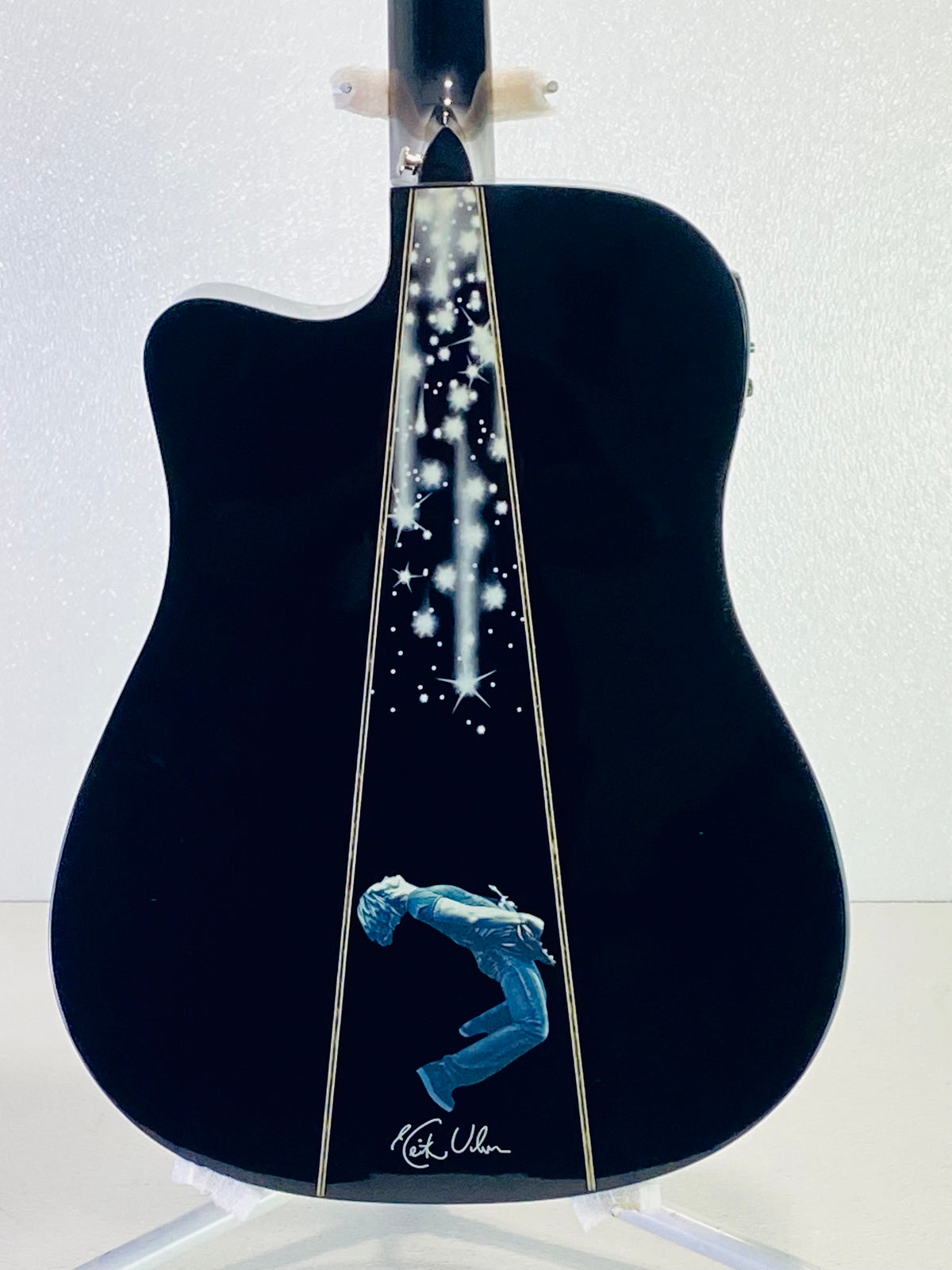 Used Urban Night Star Guitar Ltd Edition 24,897 of 25,900 Keith Urban Signature Series