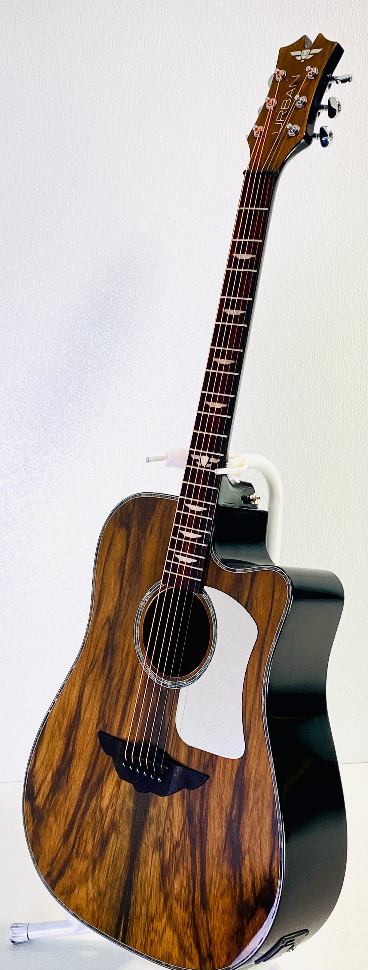 Used Urban Night Star Guitar Ltd Edition 24,897 of 25,900 Keith Urban Signature Series