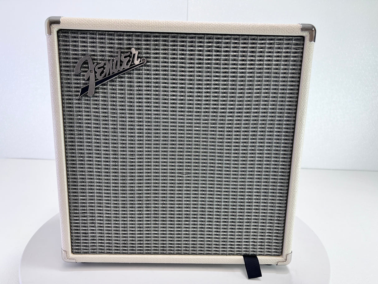 Used Fender Rumble 25 Combo Bass Amp