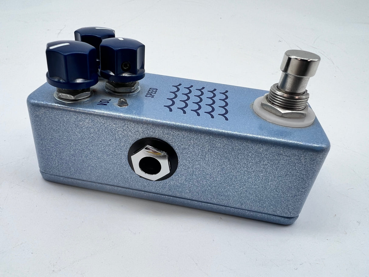 Used JHS Tidewater Tremolo Pedal
