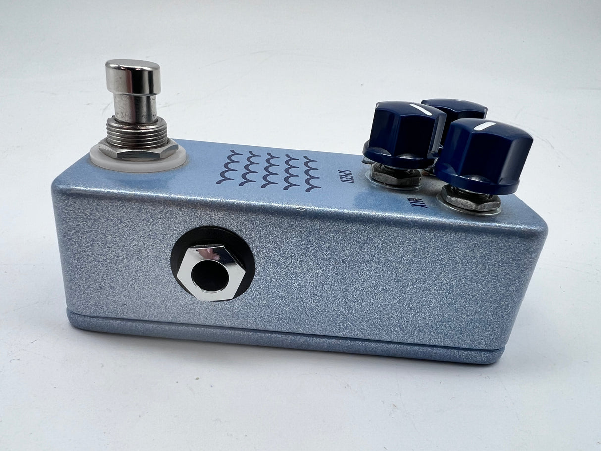 Used JHS Tidewater Tremolo Pedal