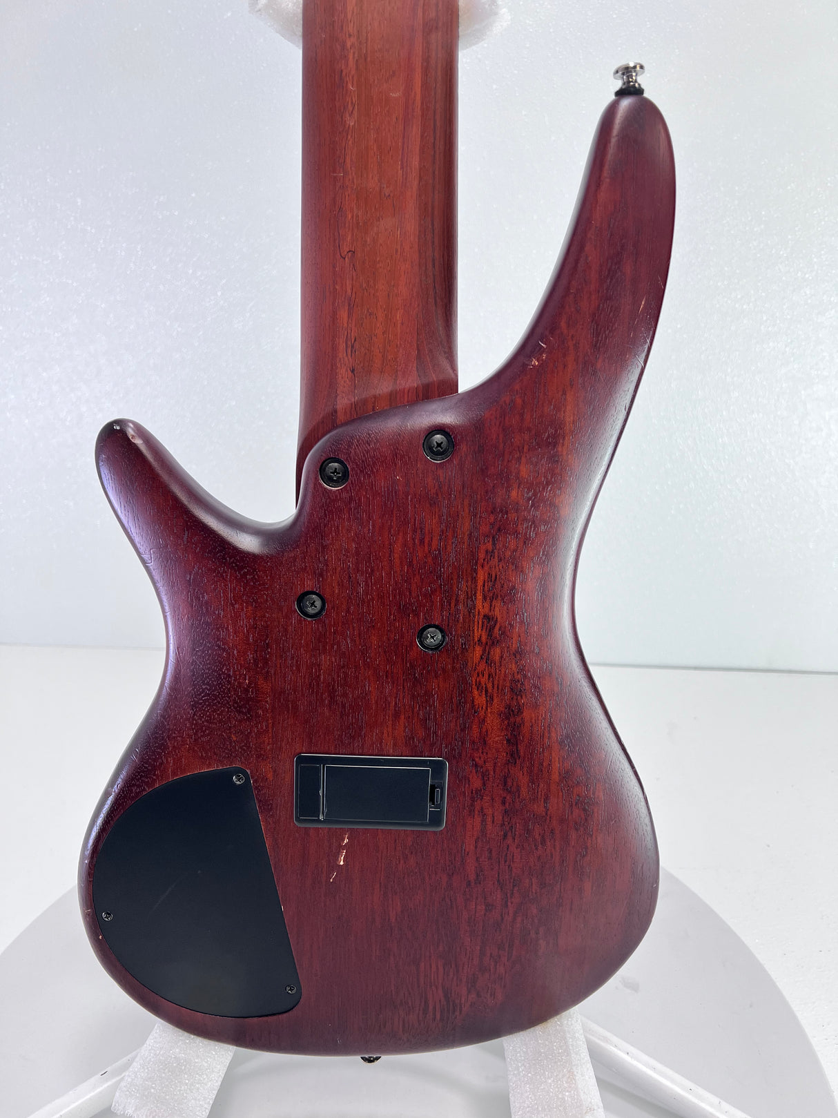 Used Ibanez SR506 Mahogany 6 String Bass