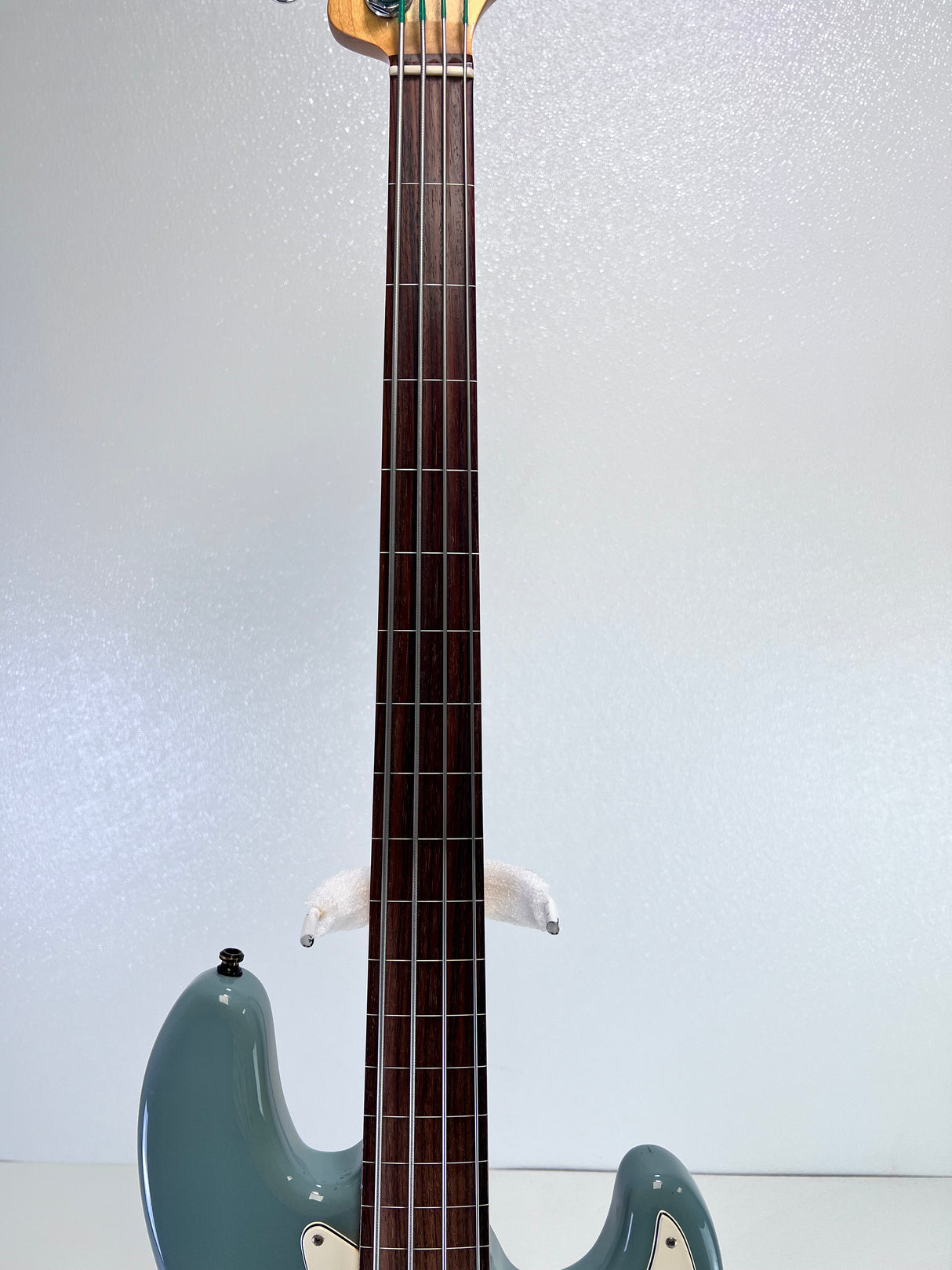 Used Fender American Pro Jazz Bass W/Case