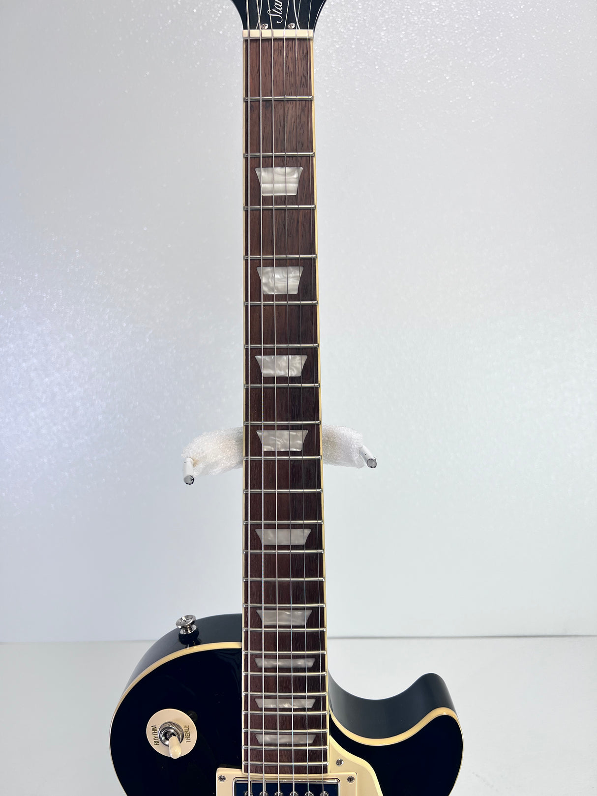 Used Epiphone Les Paul Standard - Black W/Hard Case