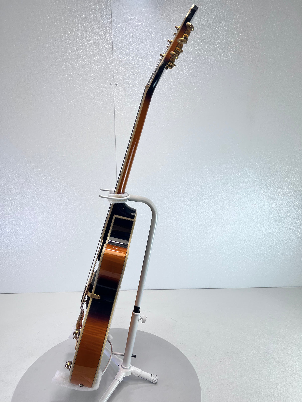 Used Epiphone Emperor ll Pro VS