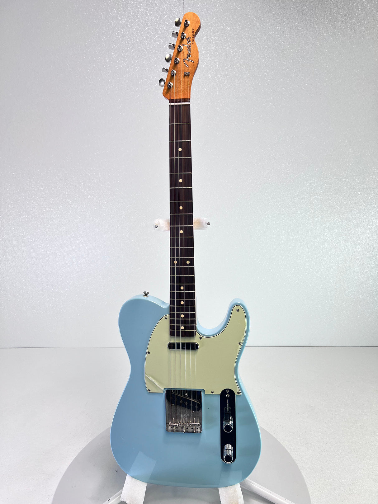 Used Fender 2025 Vintera ll Telecaster Daphne W/ Gig Bag