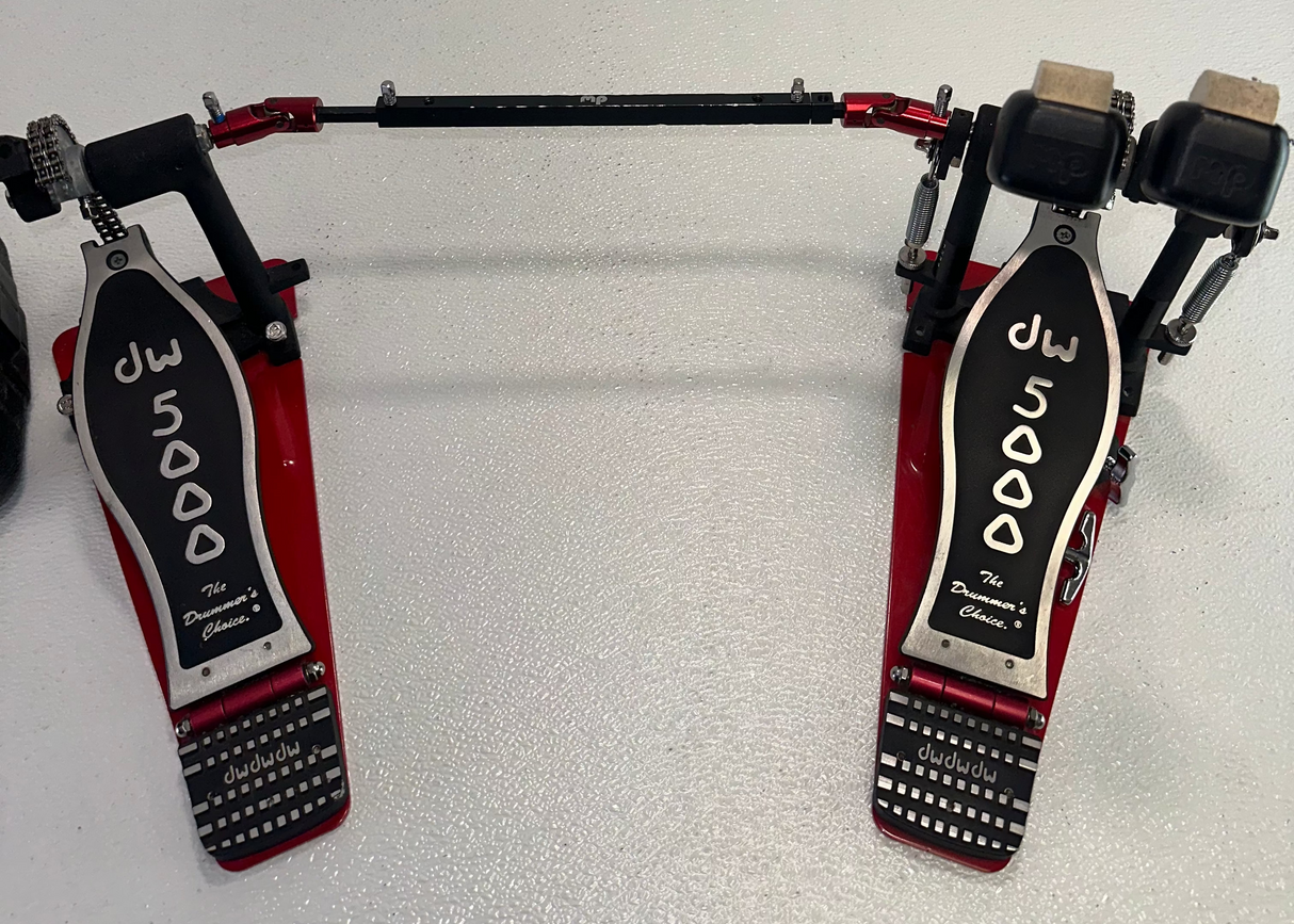 Used DW 5000 Double Drum Pedal