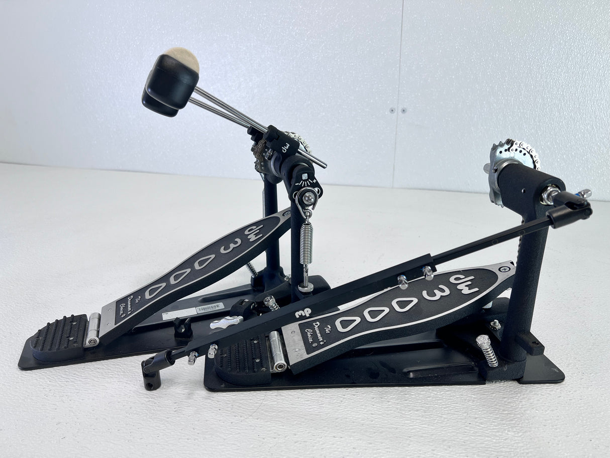 Used DW 3000 Series Double Bass Pedal