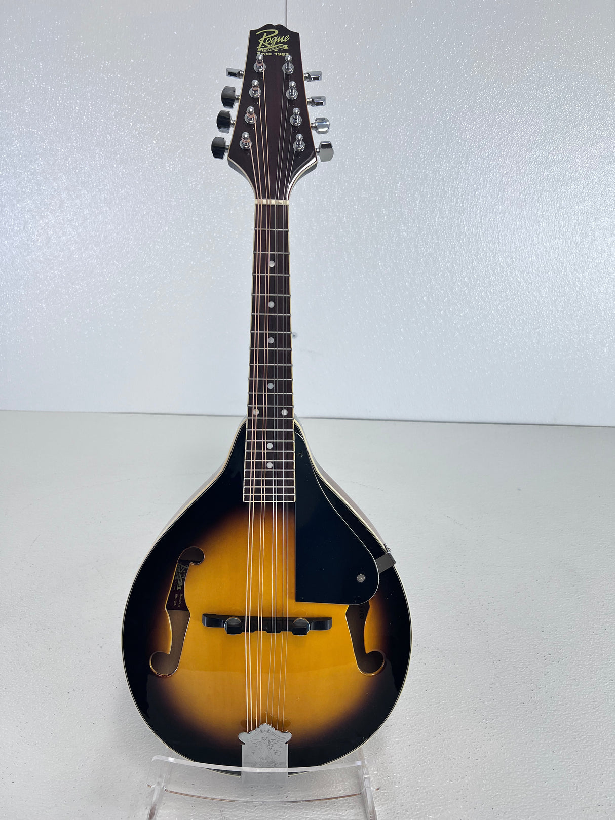 Used Rogue RM-100A Mandolin Sunburst W/Bag