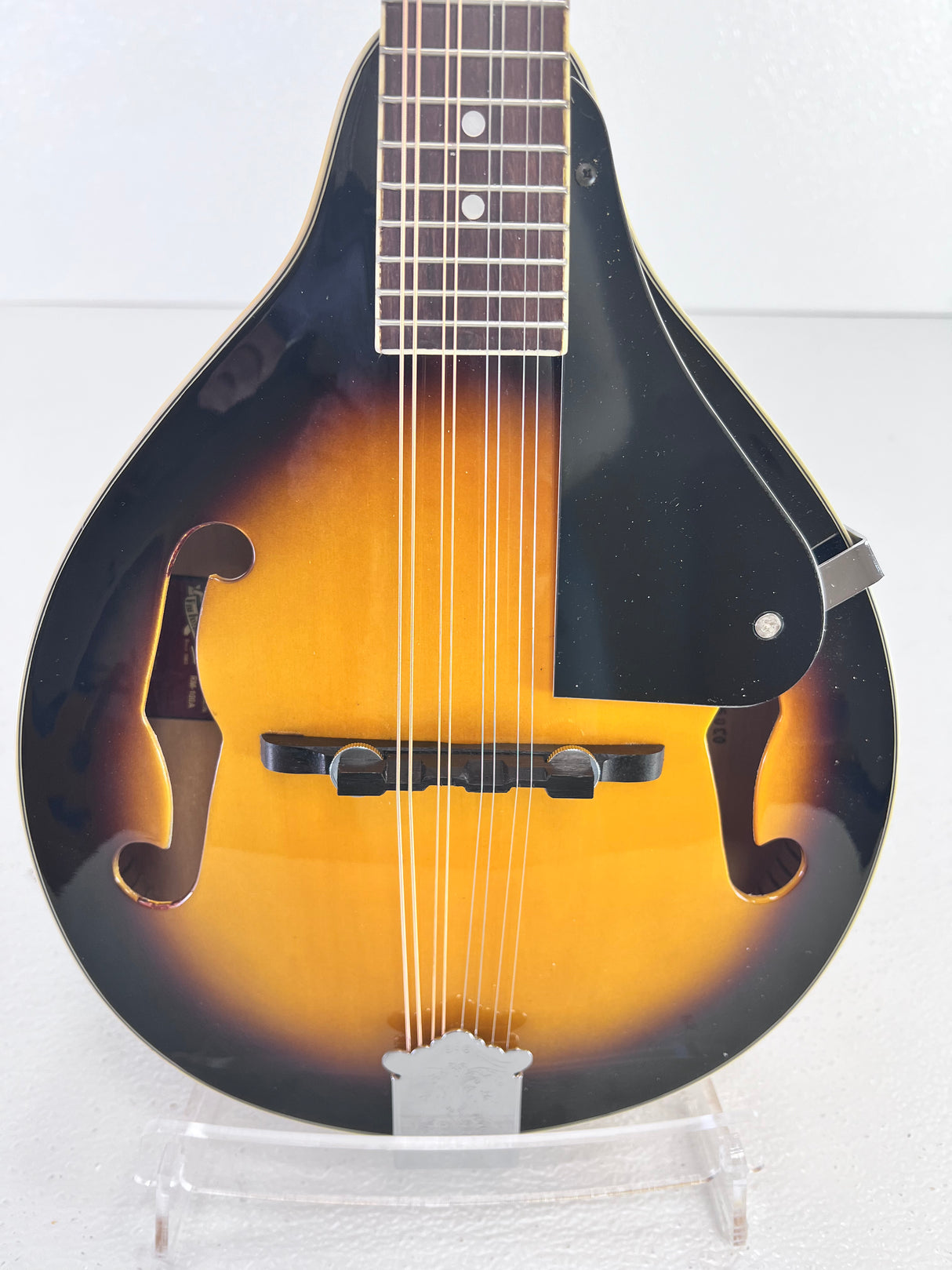 Used Rogue RM-100A Mandolin Sunburst W/Bag