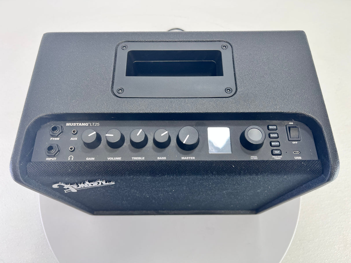 Used Fender Mustang LT25 Amplifier
